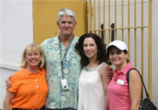 Barbara Sunshine President of Broward County Bar, Scott Woodburn of the Cooperative Feeding Project, Diana Santa Maria and Cooperative Feeding volunteer